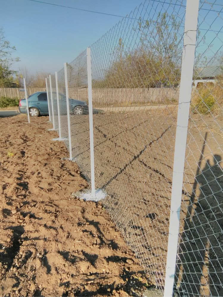 Executam garduri si porti din plasa bordurara tabla