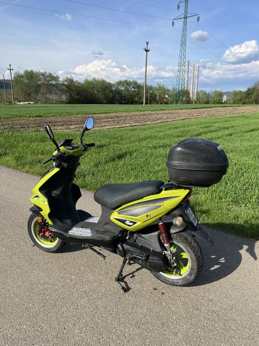 Scuter Race Explorer 50cc functional 100% 2 timipi