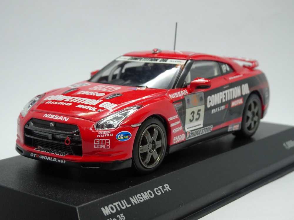 Macheta Nissan Motul Nismo GTR R35 Kyosho 1:43