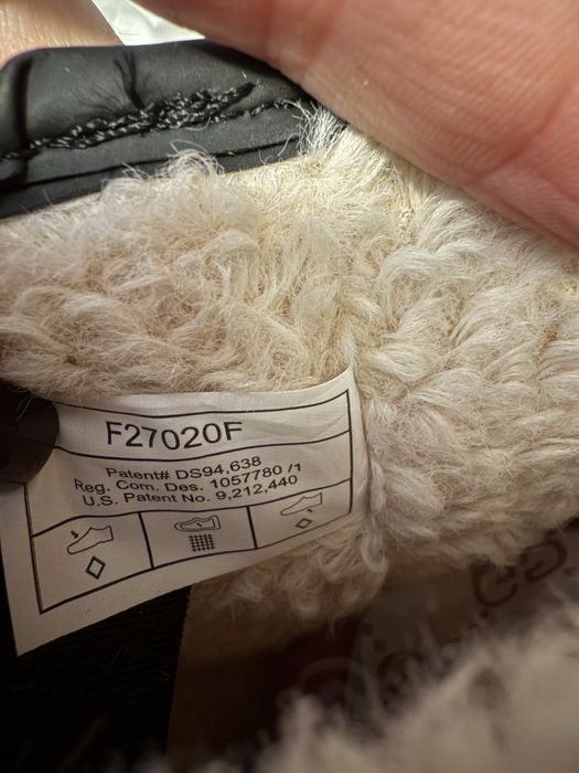 UGG НАЛИЧНИ 37,38,39,40  89лв без кутия