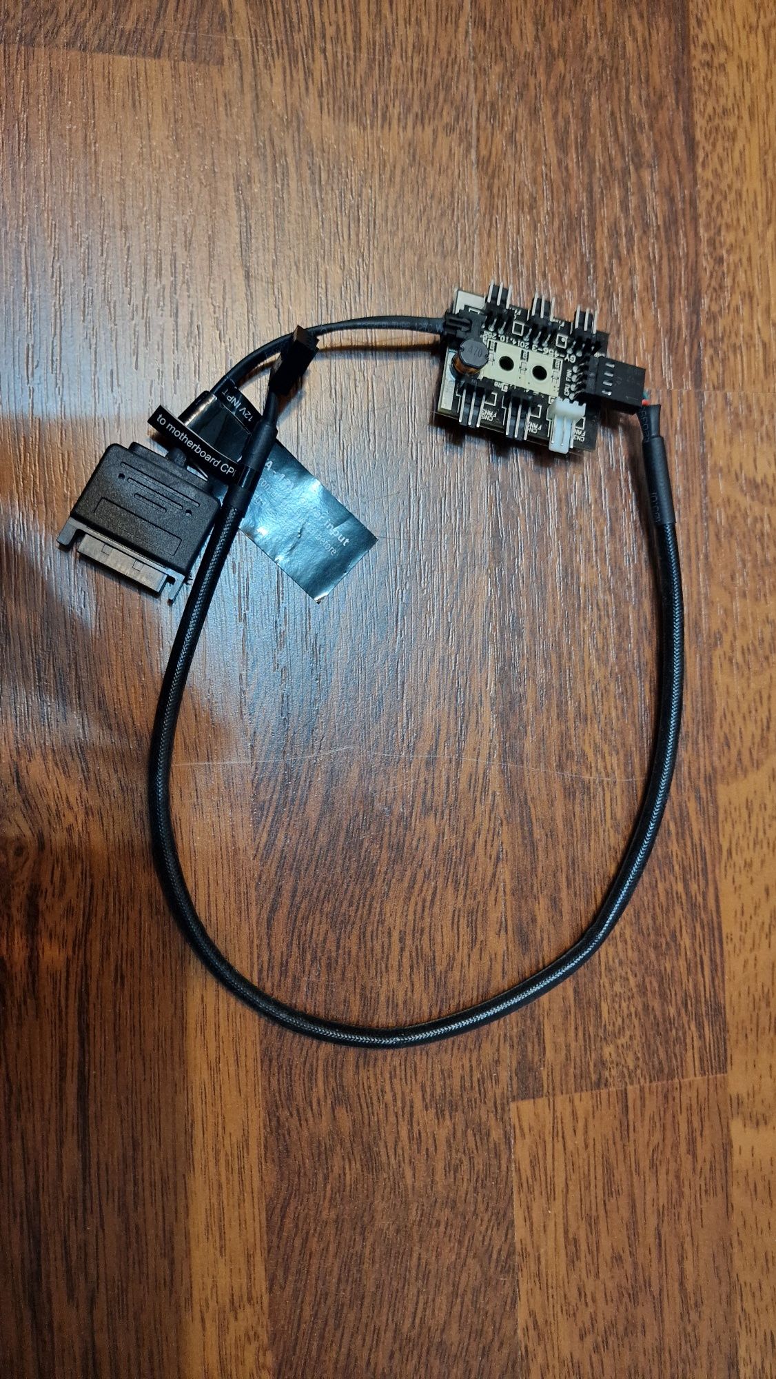 Noctua ventilator plus hub splitter fan controller