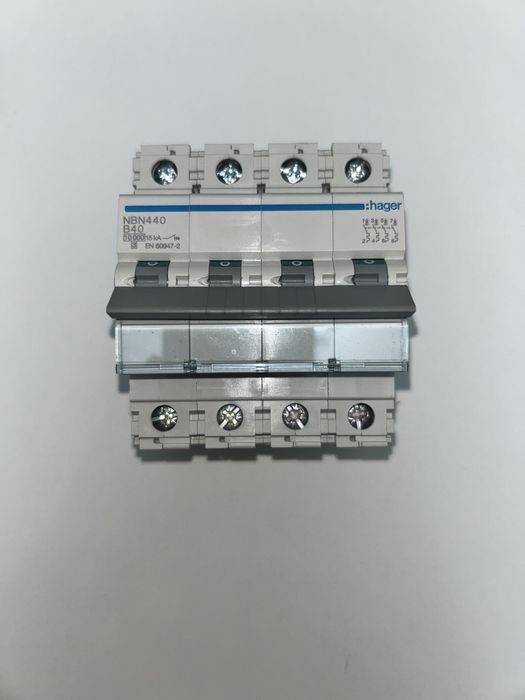 Disjunctor tetrapolar HAGER