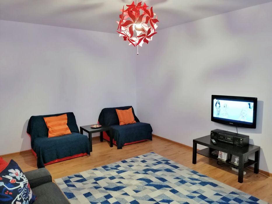 Proprietar, ofer spre închiriere casă în Calea Lipovei