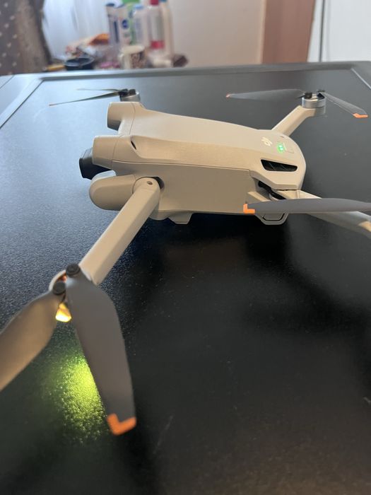 DJI Mini 3 Pro + Fly More Combo