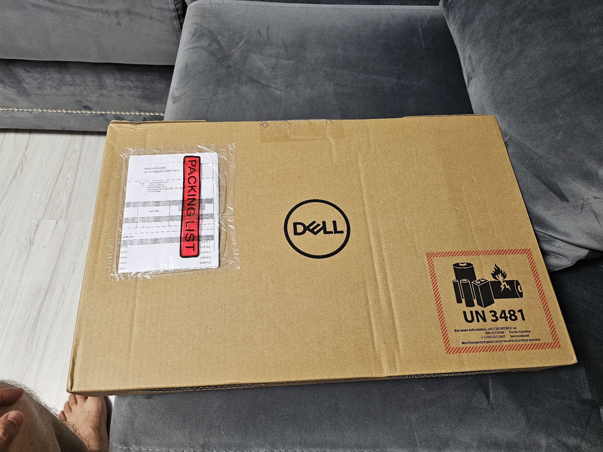 Laptop Dell Inspiration 5620 i7 , 16g Ram ,1 Tb ,16 inch