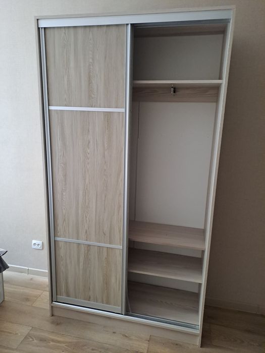 Продам шкаф купэ