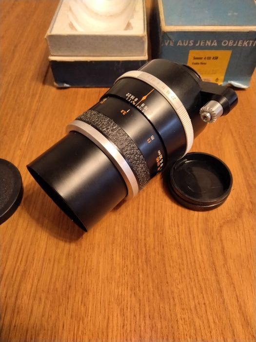 Продавам обектив Carl zeiss jena Sonnar 4/135