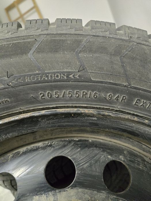 Продам шины с дисками 16 размер