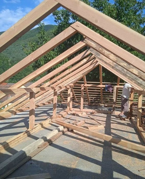 Firma montaj acoperisuri tigla met si ceramica dulgherie mansardari