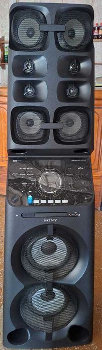 Продаю музыкальный центр