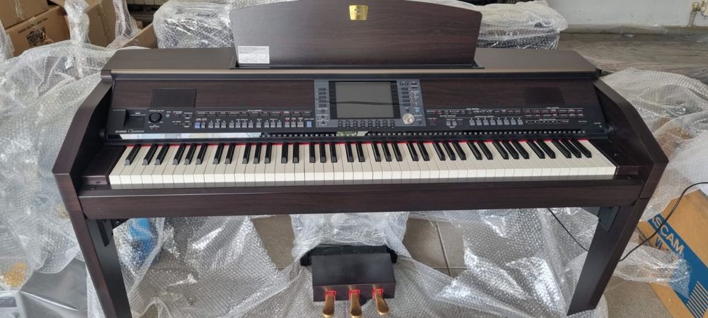 Пианино Yamaha Clavinova