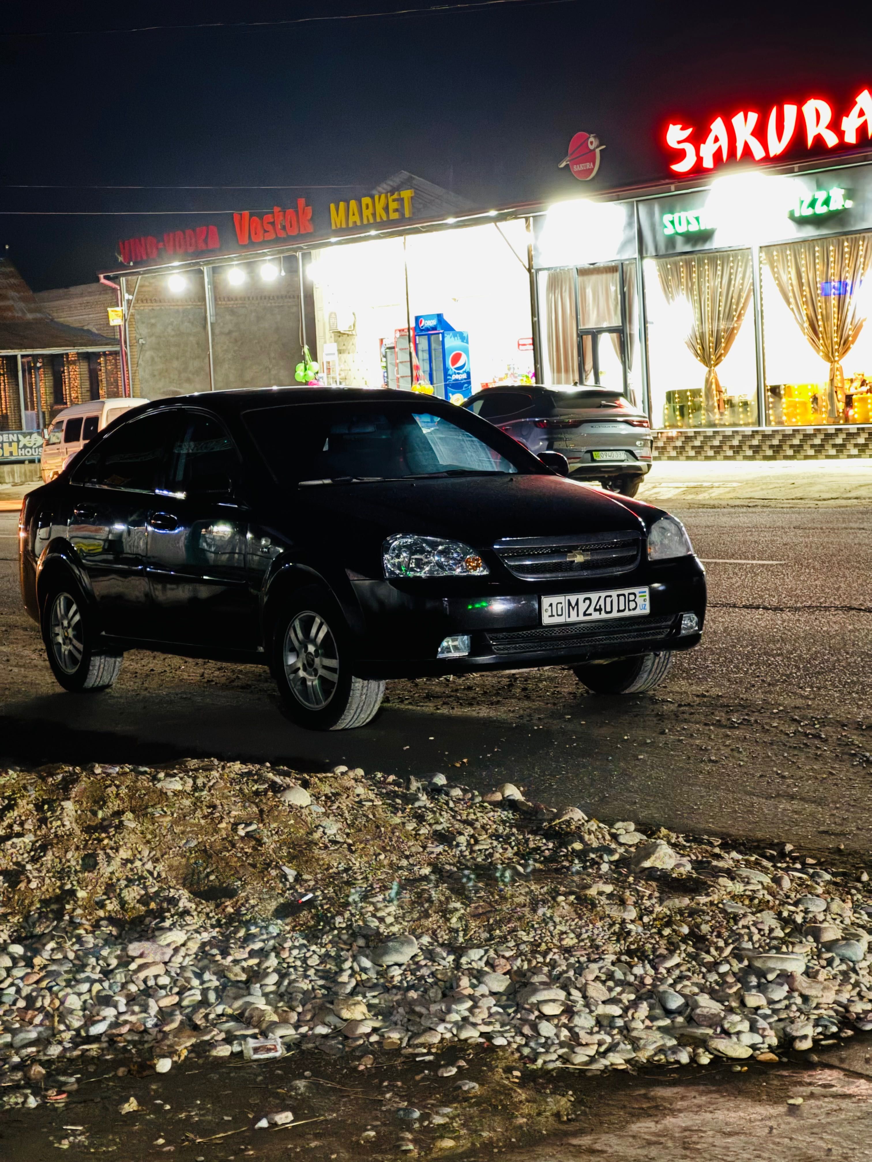 Sotiladi lacetti 1.8 avtomat 2010 yil