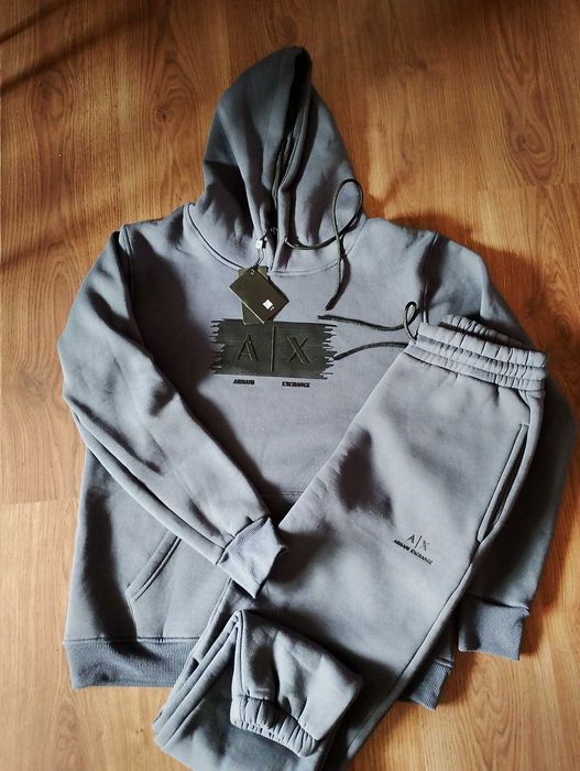 Дебели зимни екипи Tommy Hilfiger и Armani