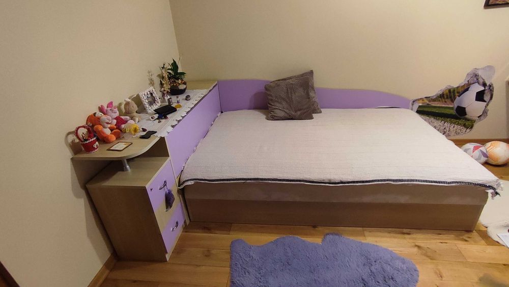 Мебели за детска стая (секция, ракла, легло)