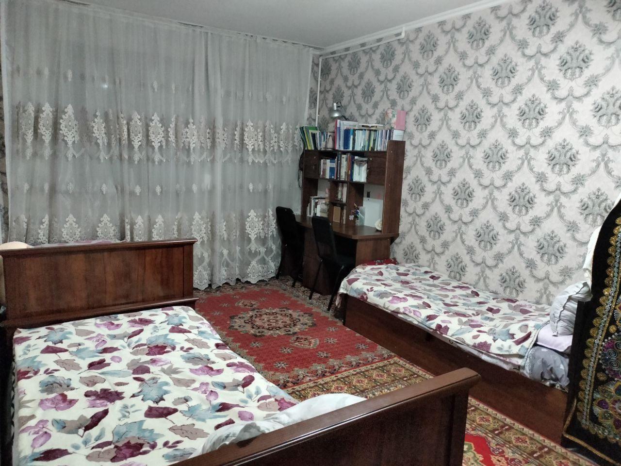 Uy sotiladi 3 xonali 80kvadrat