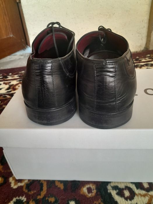 Klasichiski tufli erkak uchun