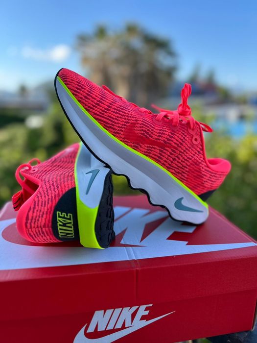 Nike Motiva  / Noi