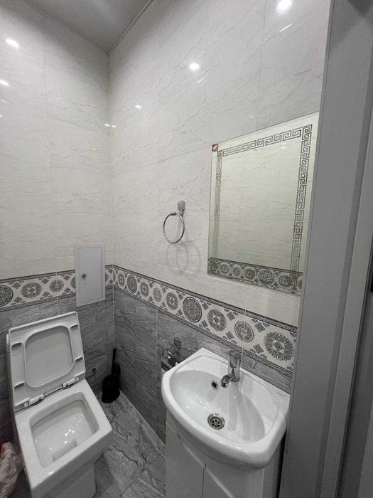 Сдаётся Хорошая квартира на базар Кадышева 827*