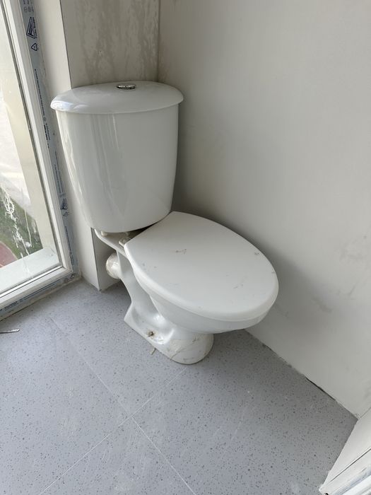 Унитаз для ремонта с бочком