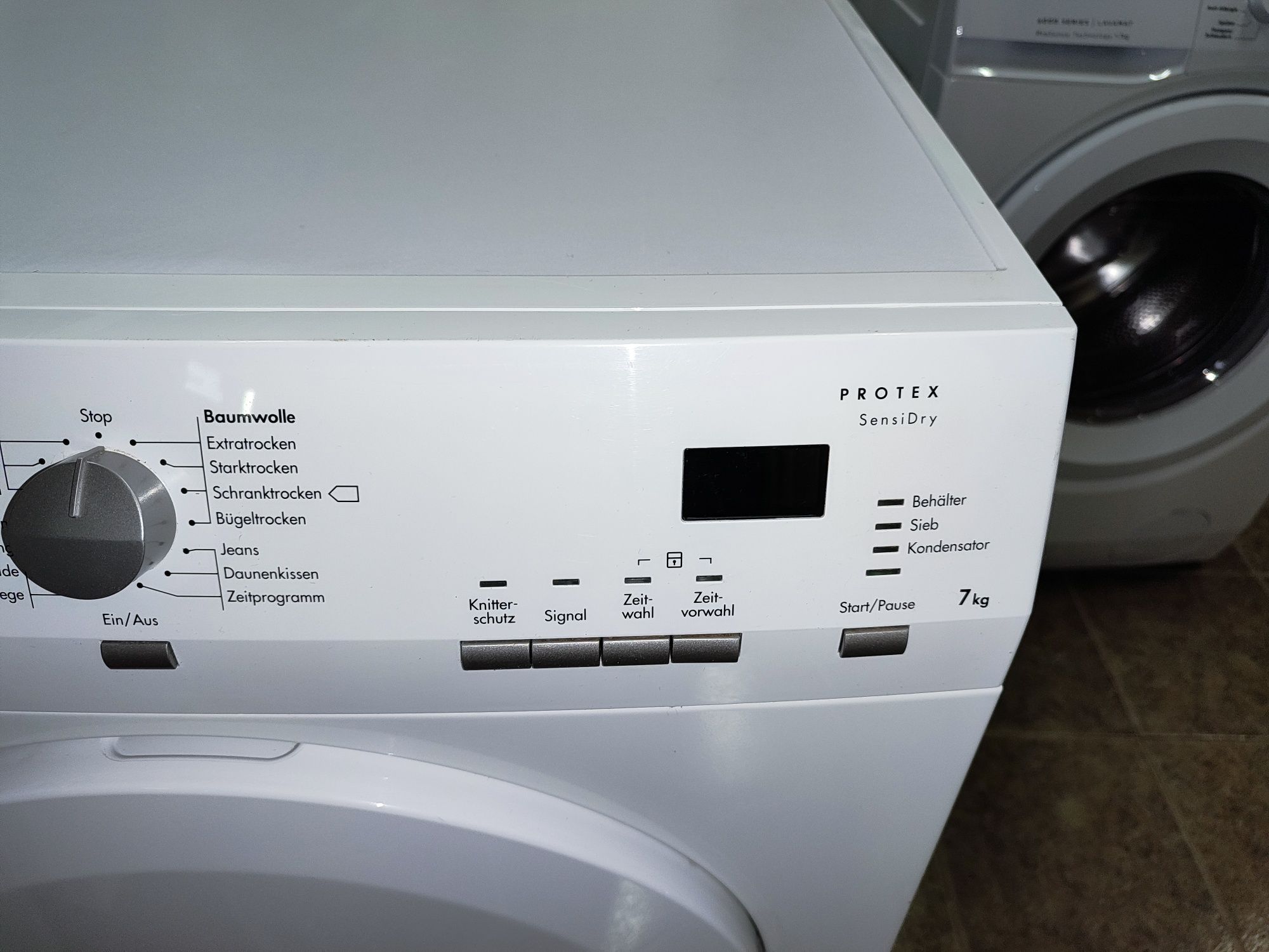 Сушилня AEG T65377AH3 - 7кг. Термопомпа Клас А+