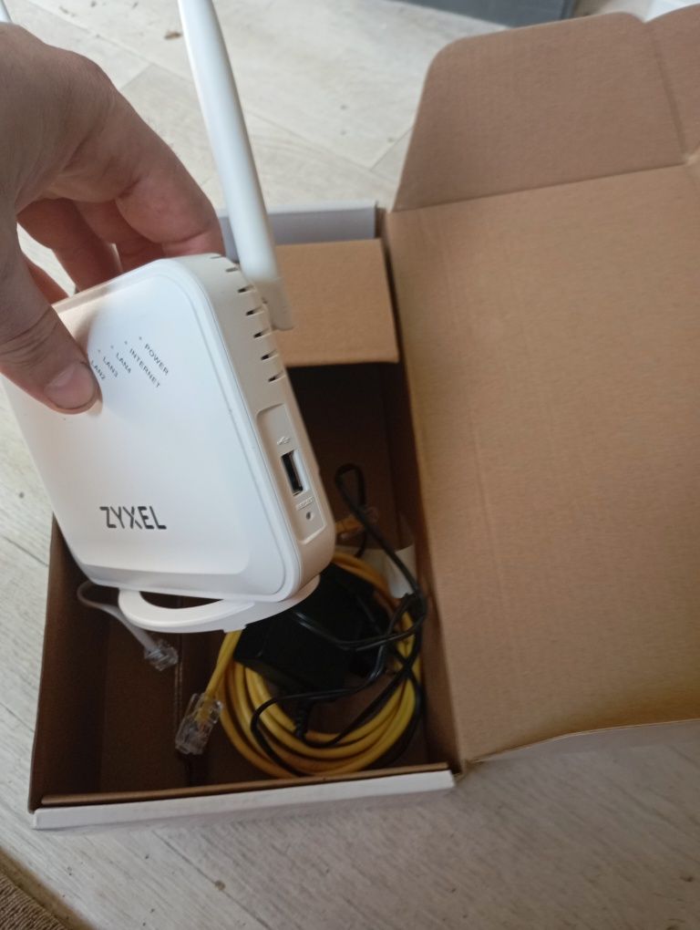 Продам Роутер WiFi