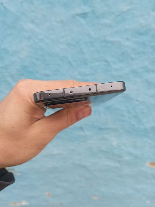 Xiaomi 13 12 ga 256 GB china versiya