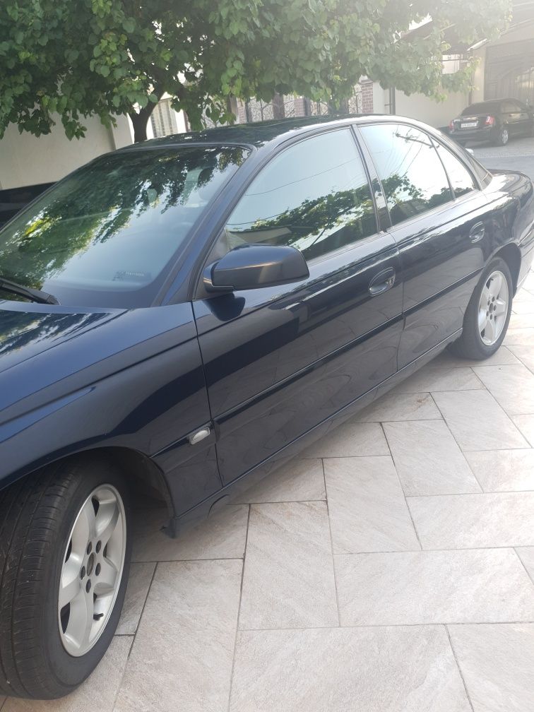 Продаётся Opel Omega B 2.6 full  в хорошем состоянии 2003