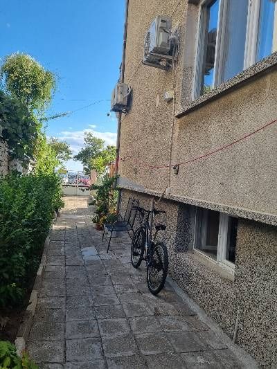 Продажби. Етаж от