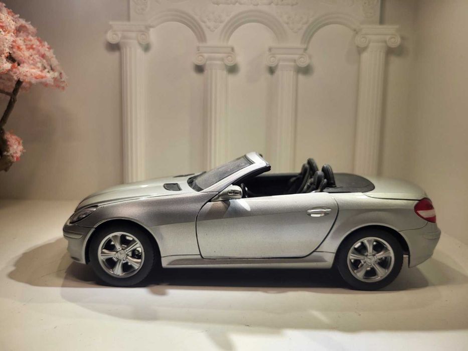 метални колички в мащаб 1/18 колекционерски модели автомобили