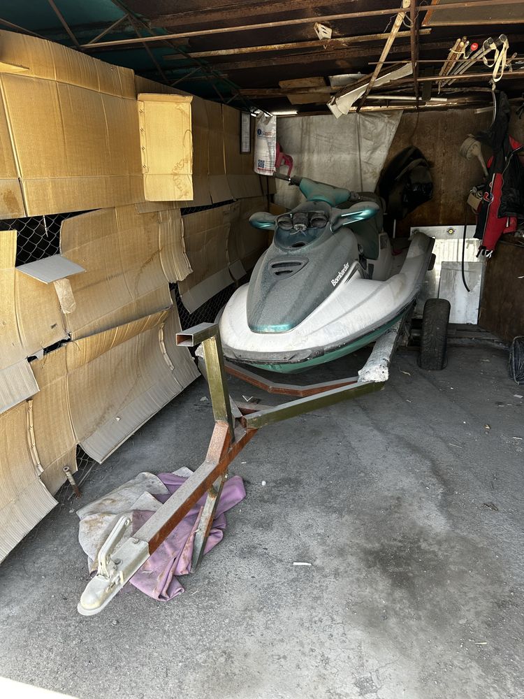 Срочно продается гидроцикл Sea-doo rotax с новым двигателем