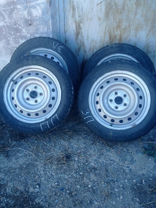 Колеса зимние в сборе 205 55 R16
