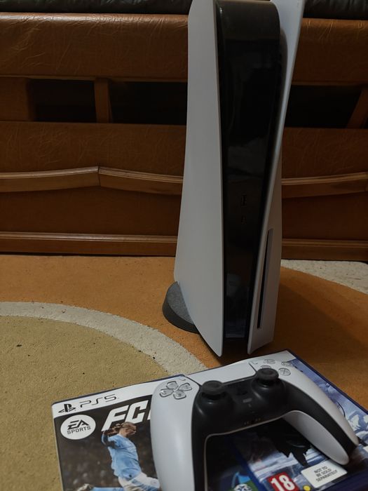 PlayStation 5 C - foarte putin utilizat
