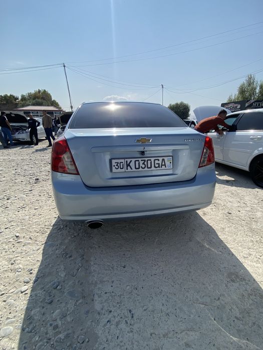 Мошина сотиш Ласетти