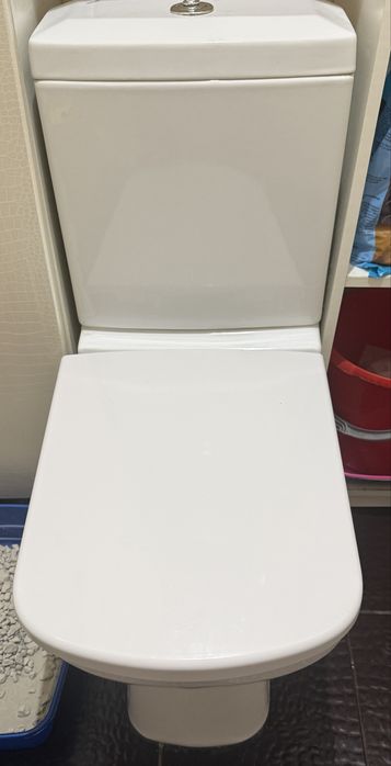 Унитаз белый б/у ROSA