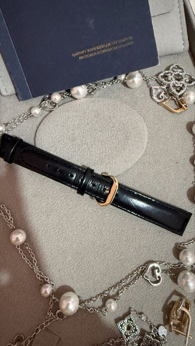 Продам кожаный ремешок на часы 7000