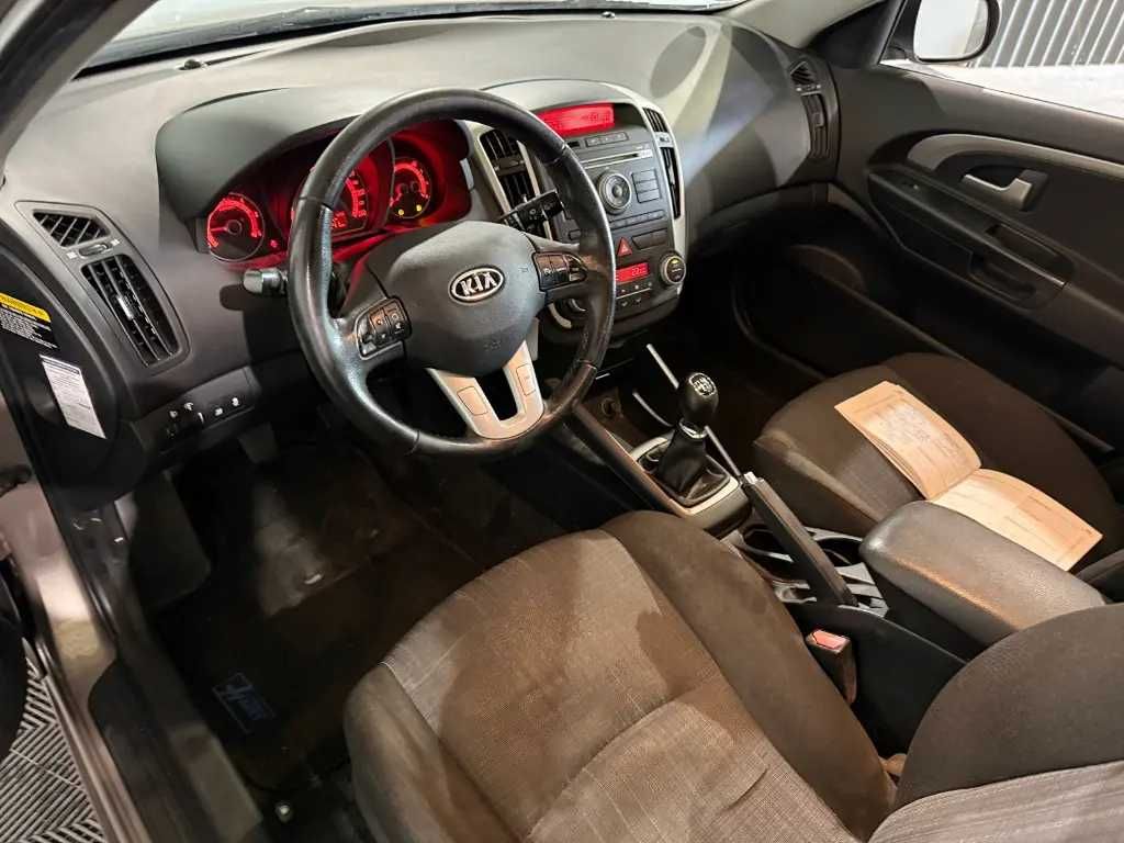 Kia Ceed 1.6 CRDi X-ecutive
