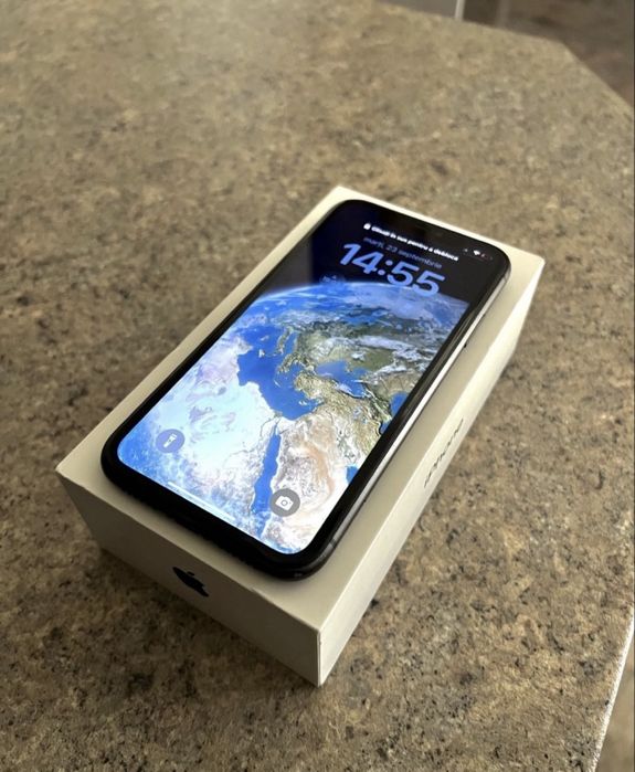 iPhone 11 sau schimb