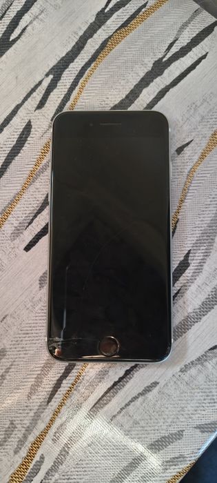 Vând iPhone SE pt piese Nu sunt interesat d schimburi