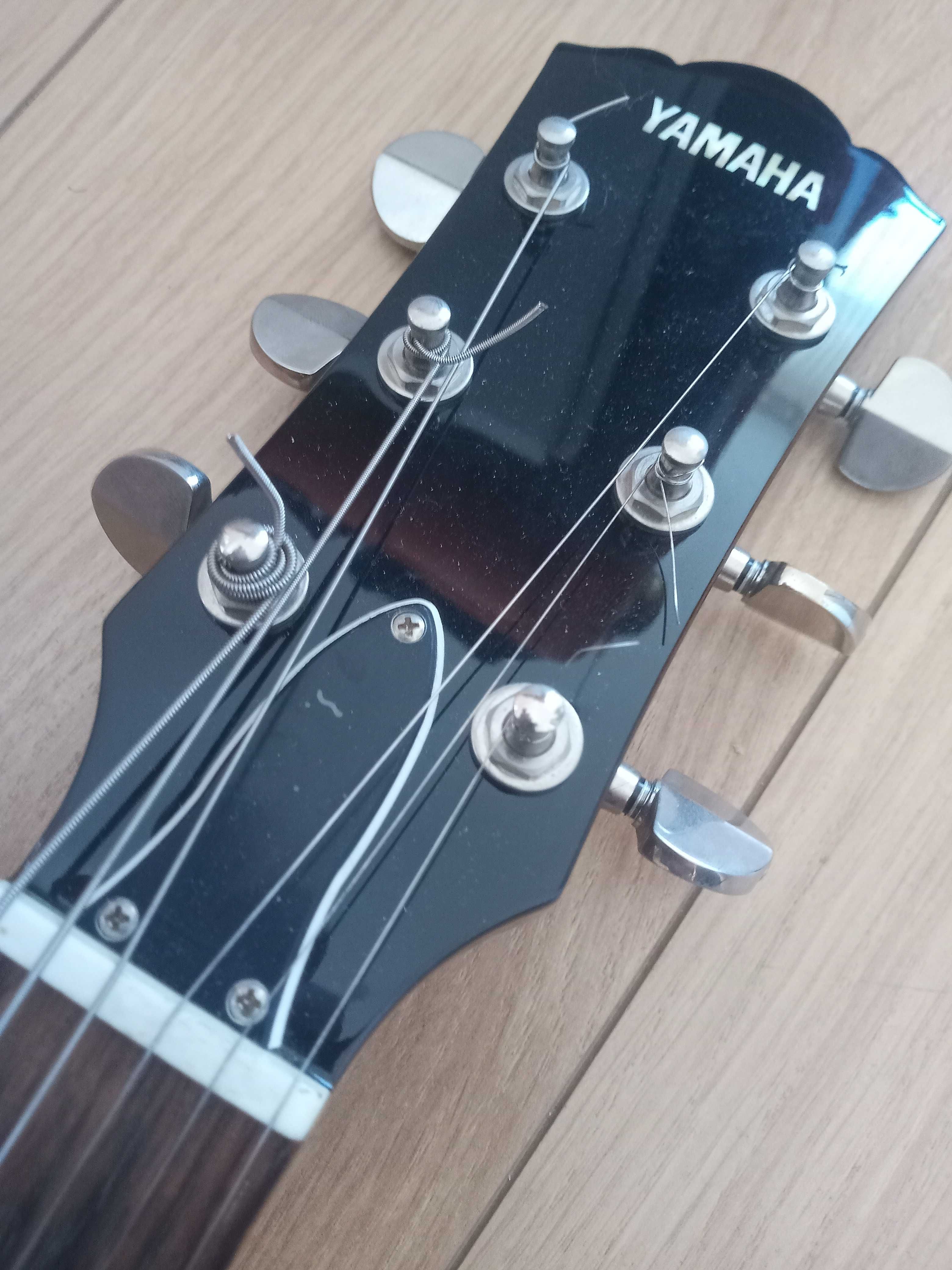 Продавам електрическа китара Yamaha AES-920 с адаптери Seymour Duncan