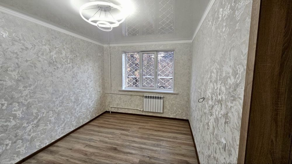 Продается однокомнатная квартира в центре города с хорошей локацией.