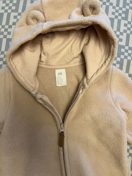 Salopeta bebelus moale H&M.