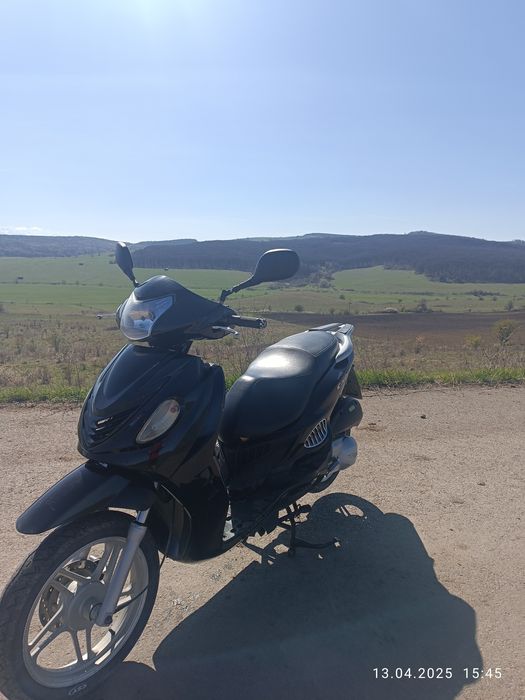Peda motor 125cc Preț ușor negociabil