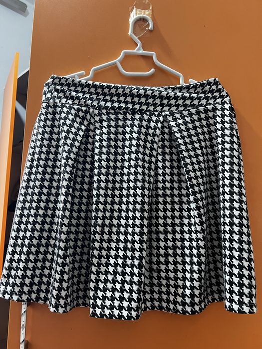 Юбки, шортик и легкий топ на верх, разные размеры и цены