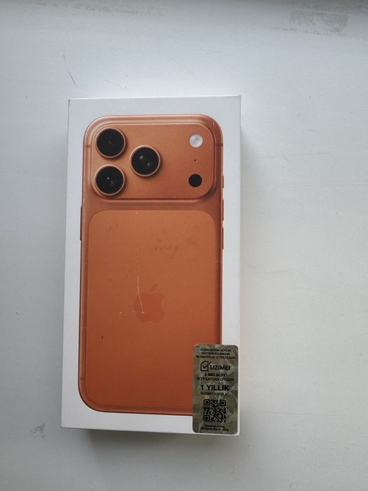 Продам новый айфон 17 про