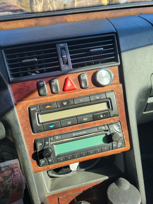 Мерседес С250тд седан.