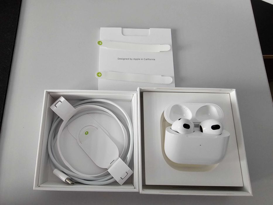 Casti Apple AirPods 3 - MagSafe Charging Case - MME73ZM/A