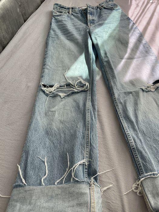 Светлосини дамски дънки Zara – отлично състояние