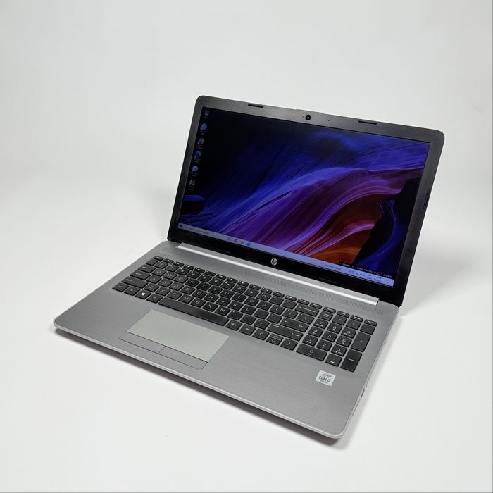 Лаптоп HP 250 G7/15,6” FHD/i3-1005G1/8GB RAM/256GB NVMe