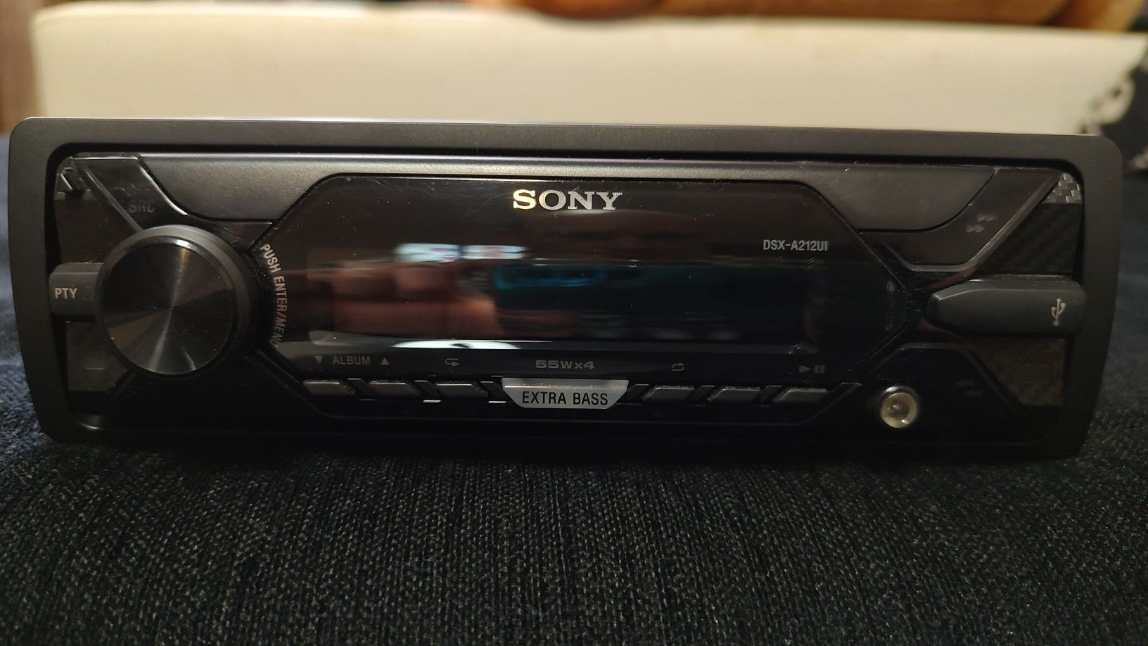 Radio MP3 Player auto Sony DSXA212UI