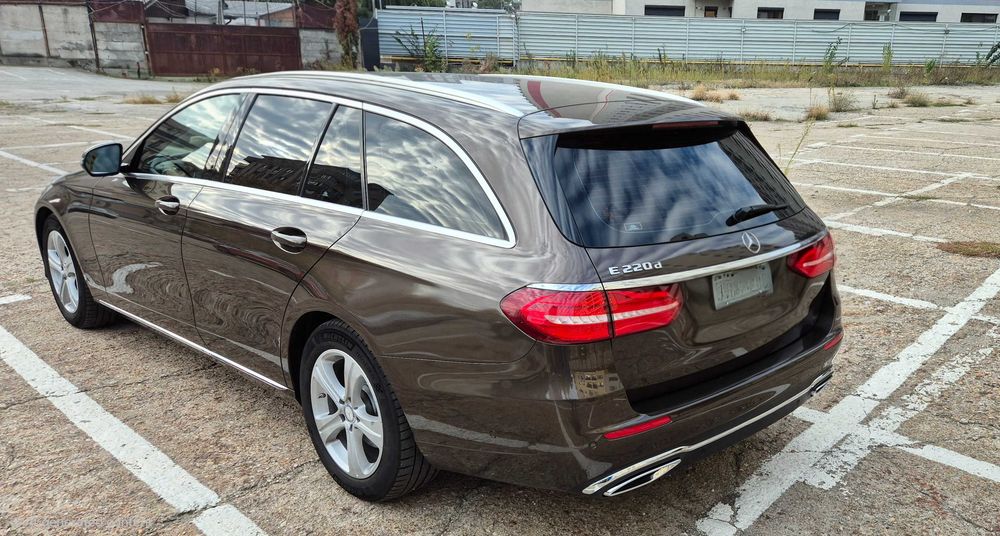 Mercedes-Benz E 220d T-Modell, 194 CP